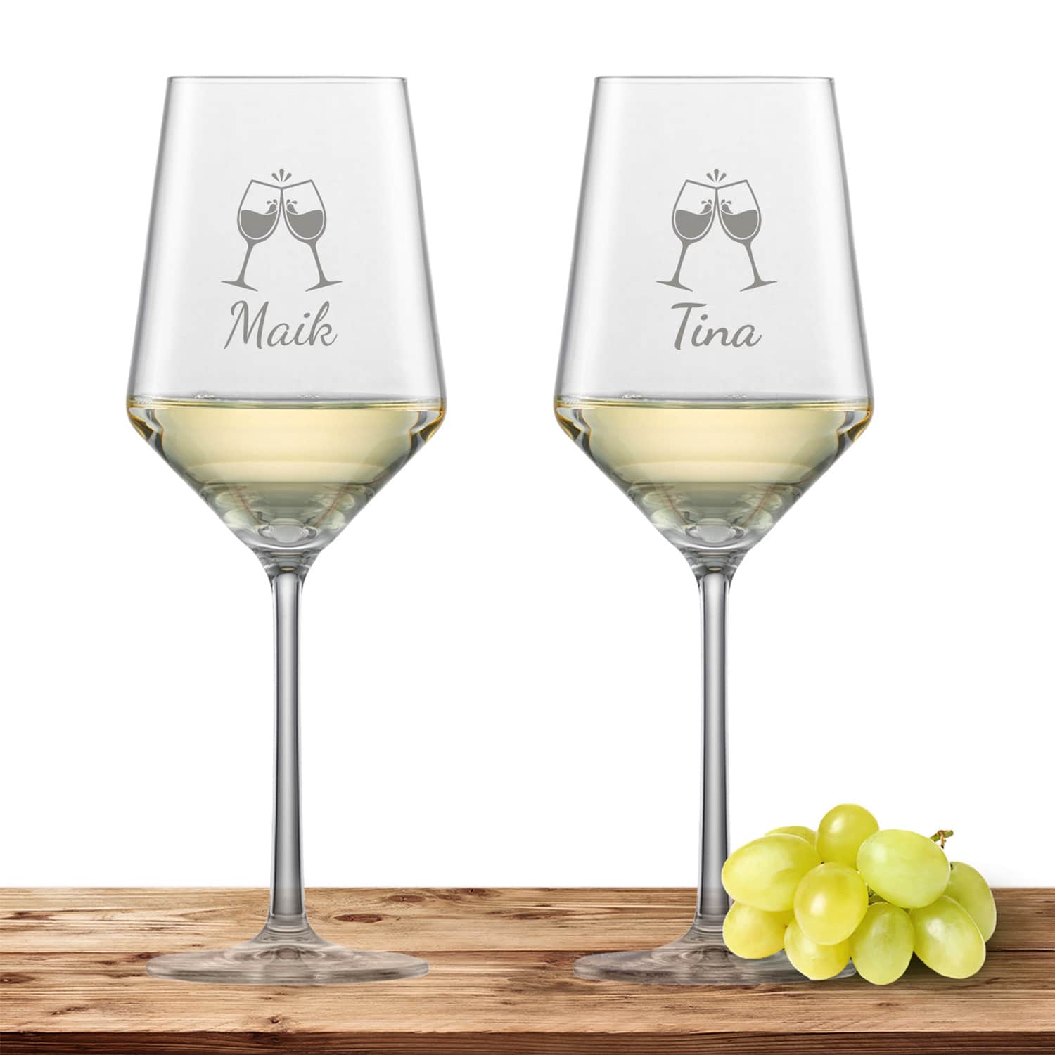 Produktbild von 2x Zwiesel Glas Sauvignon Weißweinglas PURE mit Namen oder Wunschtext graviert (ChinChin)